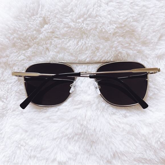 Leo Silver Polarized Sunglasses - Picture 15 of 15